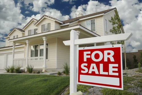 Stai pensando di vendere la tua casa? Qui ci sono alternative all'elenco con un agente immobiliare